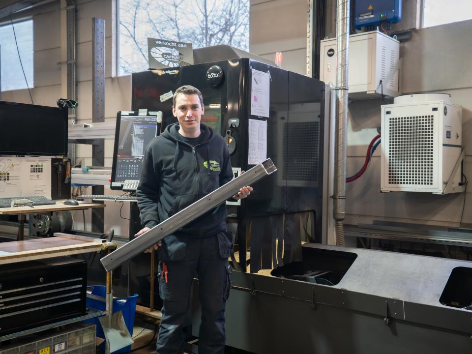 Dieter Jonckheere voor zijn Bodor K2 buizenlaser